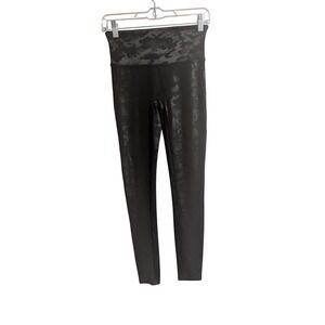 Spanx Faux Leather Leggings Womens Medium Black Camo High Waist Tummy Control